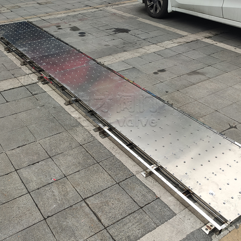  小區(qū)地下車庫入口防洪：安裝全自動(dòng)水動(dòng)力防洪閘方案